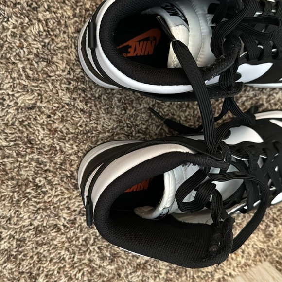 dunks! - Picture 2 of 4